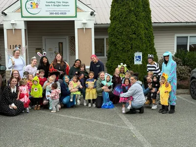 Staff and children group photo at Oak Harbor daycare
